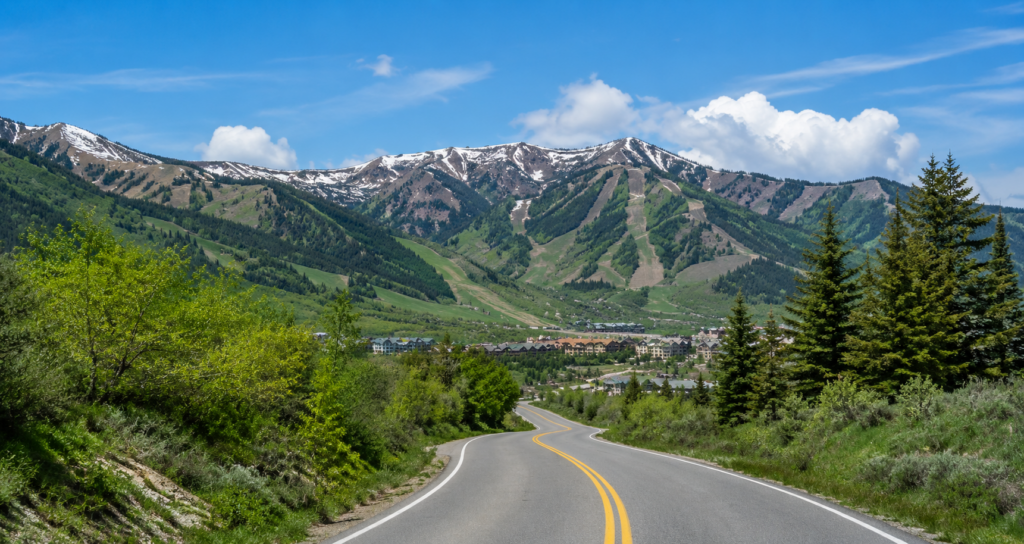 Scenic mountain road near Salt Lake City, Utah for private car and chauffeur service